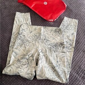 Lululemon Athletica Gray Floral Leggings